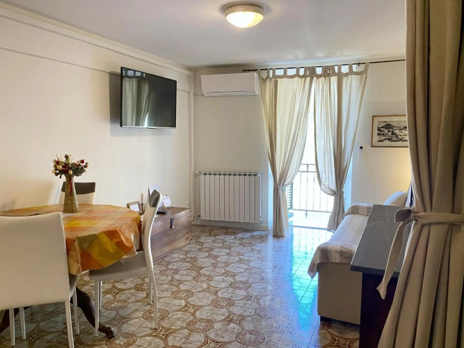 “Ivory house”with sea view