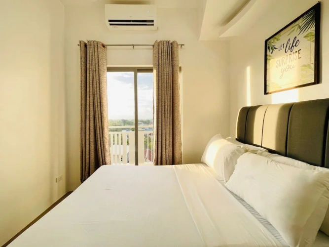 1 Bedroom Comfort room with balcony