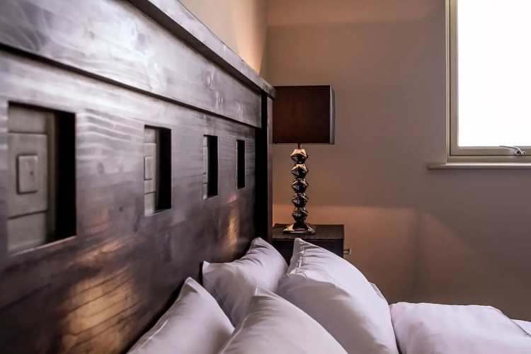 Peak Edge Hotel
