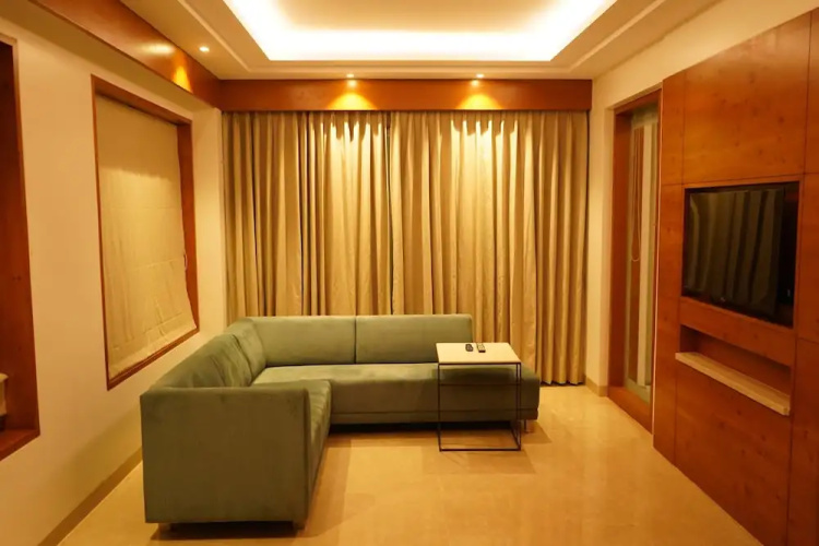 The Sara Hotel
