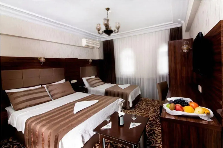 Pelikan Hotel