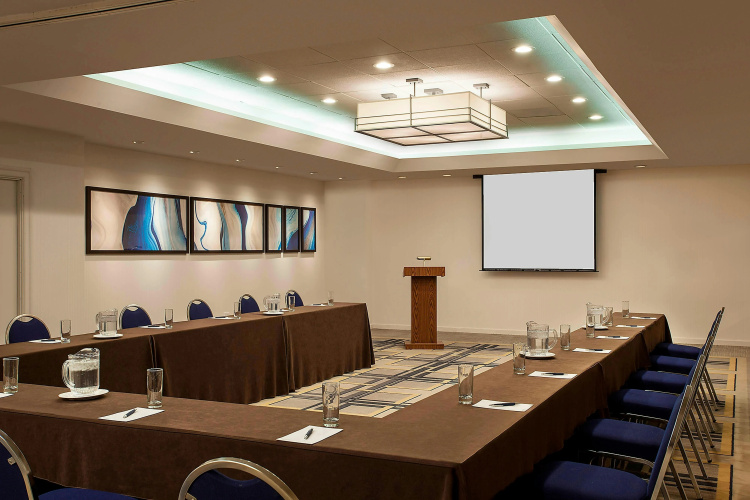 Sheraton Lincoln Harbor photo 17