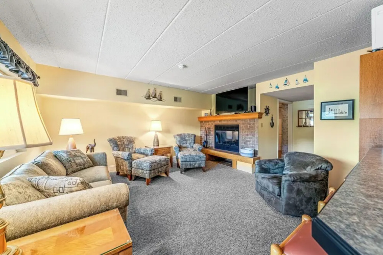 Epic Views & Pool Access! Gem on Big Boulder Lake