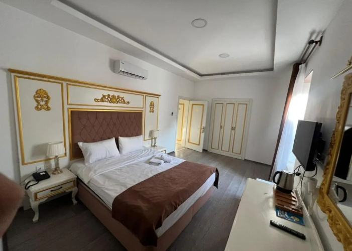 Nagas Hotel