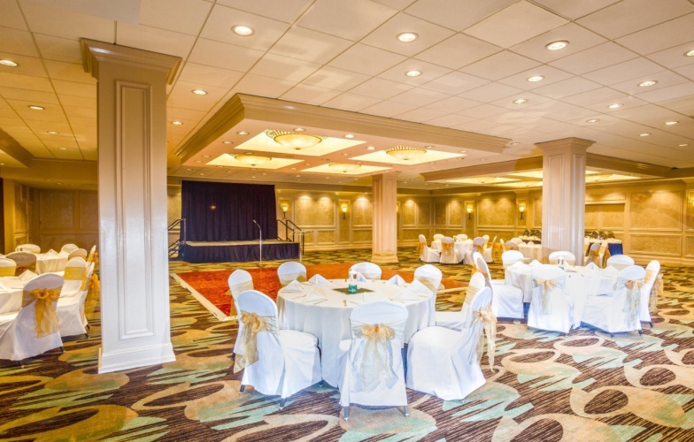 Crowne Plaza Executive Center Baton Rouge photo 18