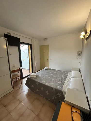 2 Bedrooms Standard Quadruple room