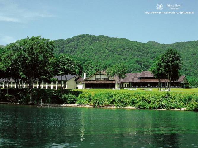 Standard room with lake view