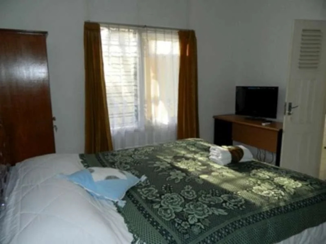 Hotel Atina