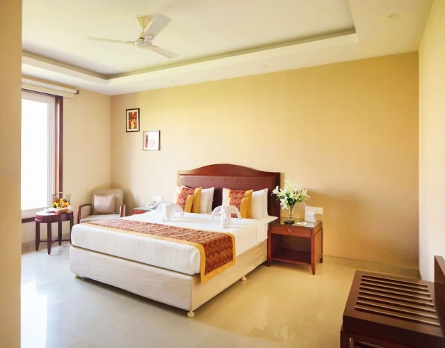 Standard room with balcony