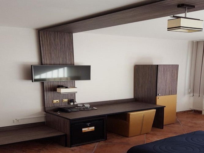 Suite with view