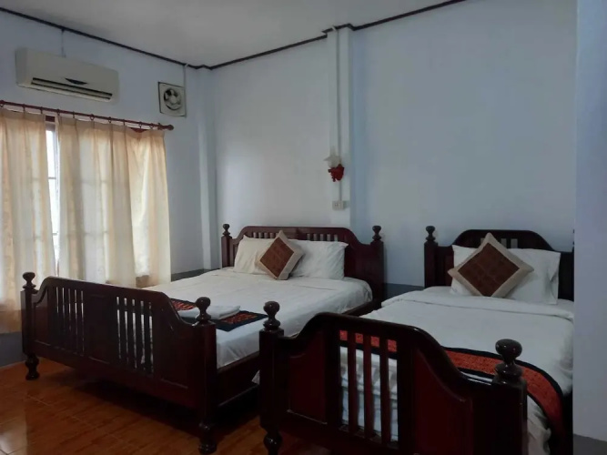 Riverside Garden Hostel