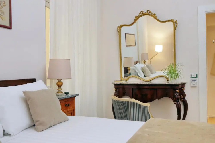 Treasurerome Opera Trevi Green Suite 2BR