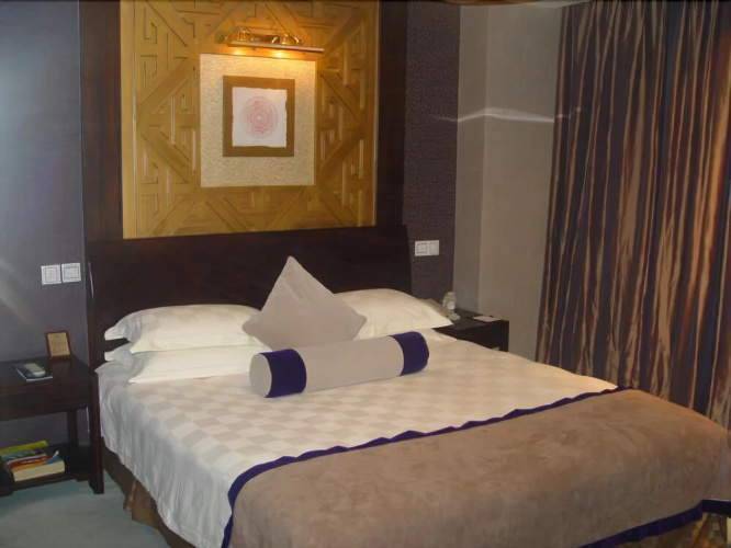Hangzhou LongHill Hotel