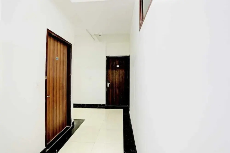 Greater Noida Stay