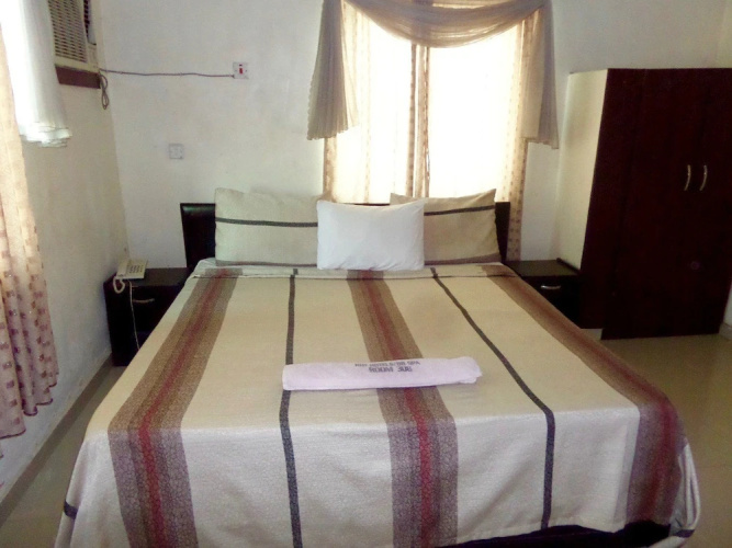 KDT Hotels And Suites