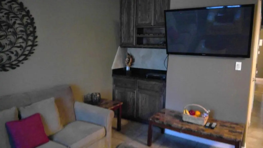 107 Pike on Oceanside