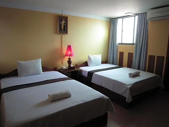 Standard Double room with city view