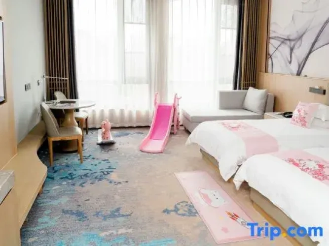 Standard Twin Family room