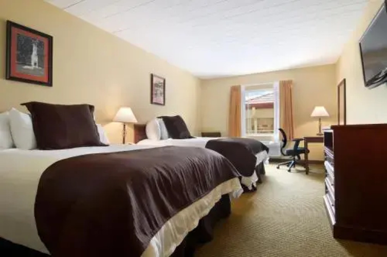 Bethel Inn & Suites