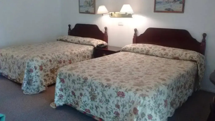 Family Inn