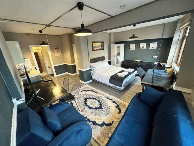 Luxury Suite