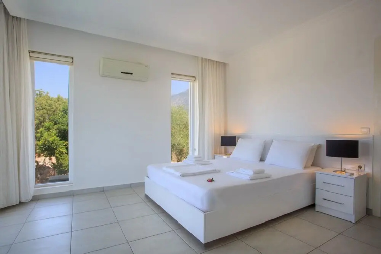 Diamond Villa 04