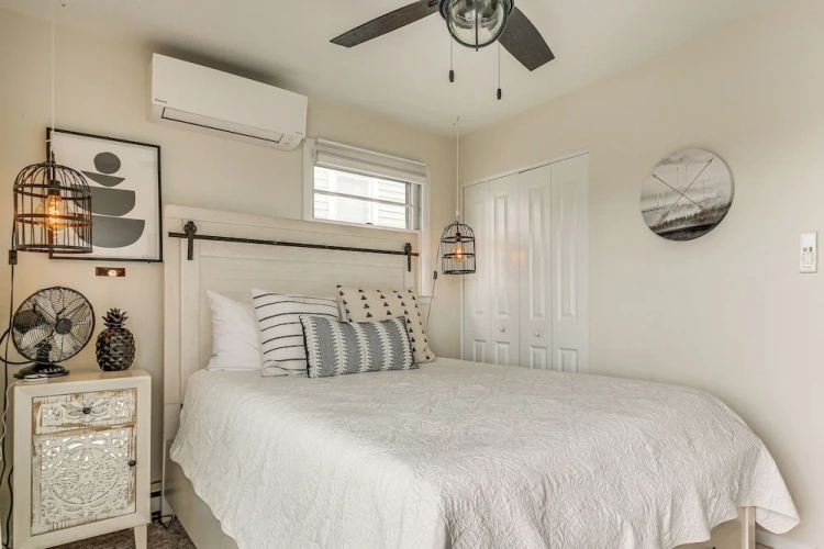 2 Bedrooms Cottage