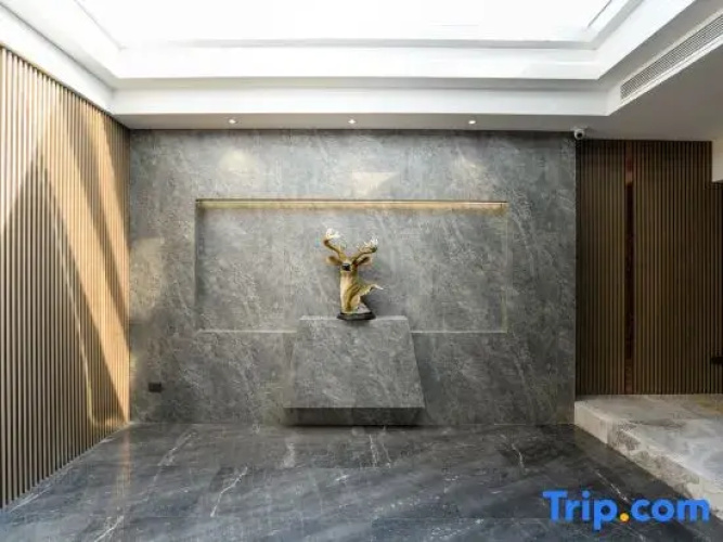 Marquis Hotel & serviced apartment
