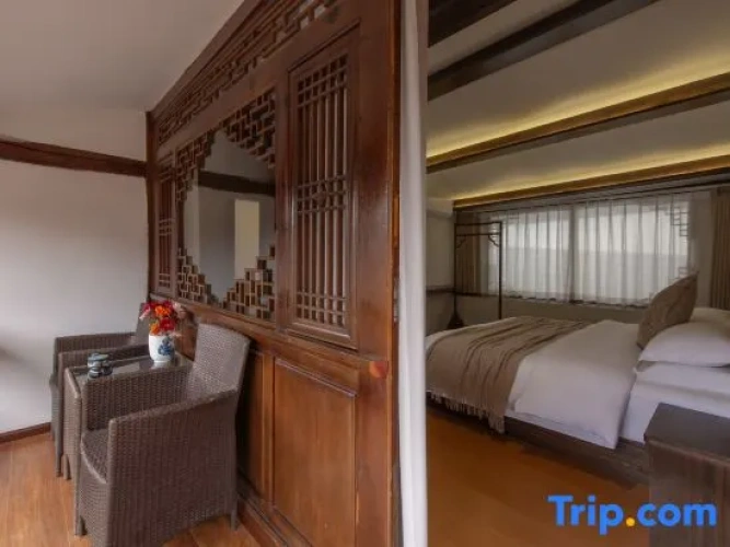 2 Bedrooms Suite