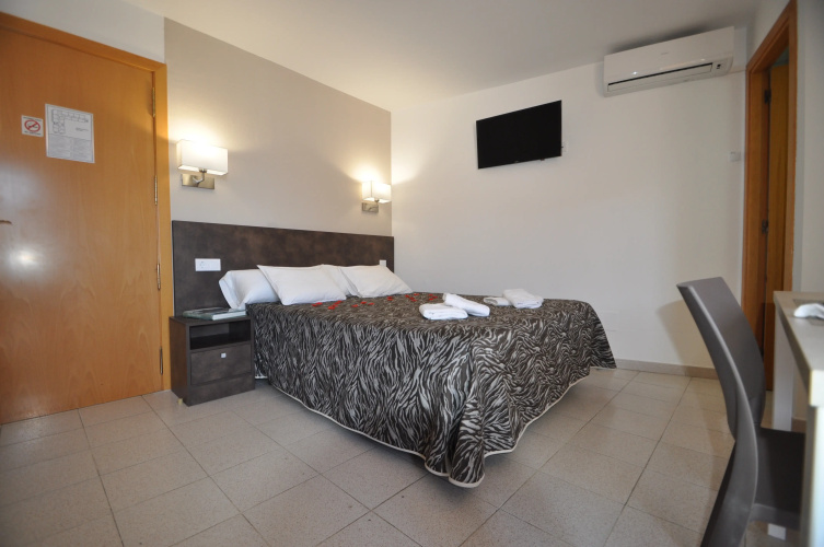 Safari Hotel
