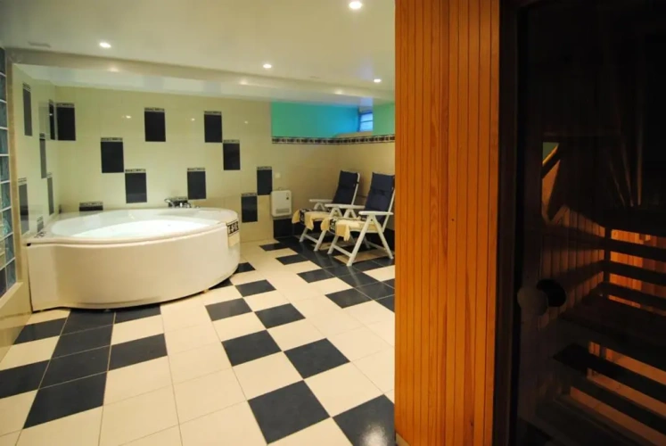 2 Bedrooms Apartment with balcony