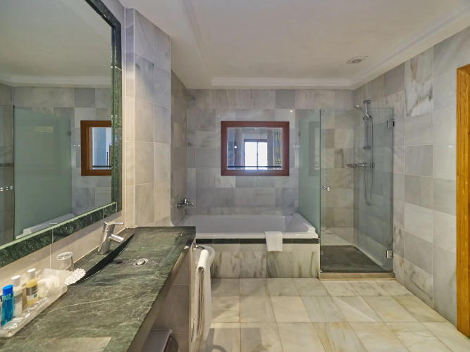 Hotel Petit Cala FornellsOver view