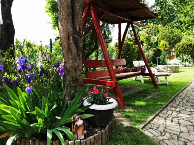 2 Bedrooms Cottage