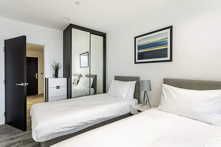Icon Tower Flat IV