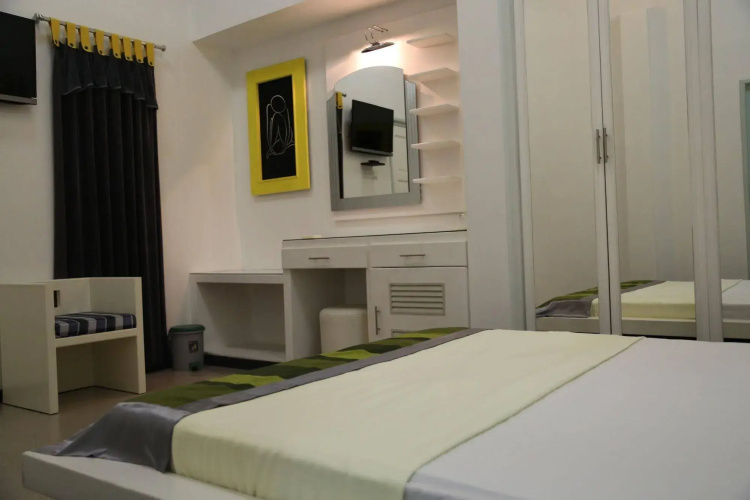 Tour Rest Inn