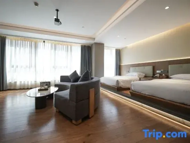 2 Bedrooms Suite