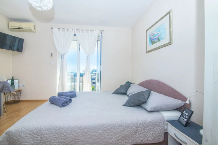 Apartments Garmaz