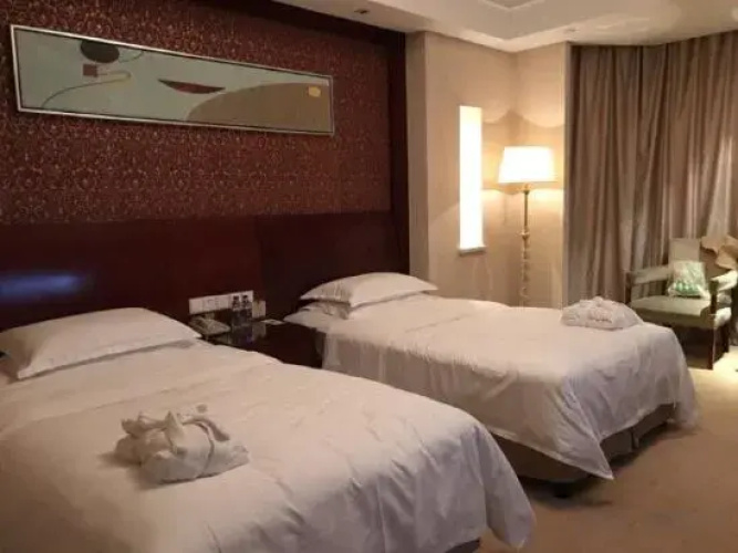 Jinding Mingdu International Hotel
