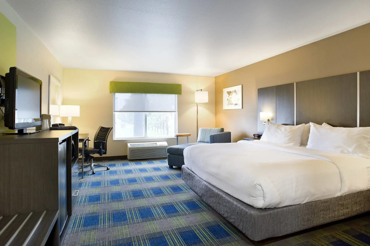 Garner Hotel Brookings by IHG