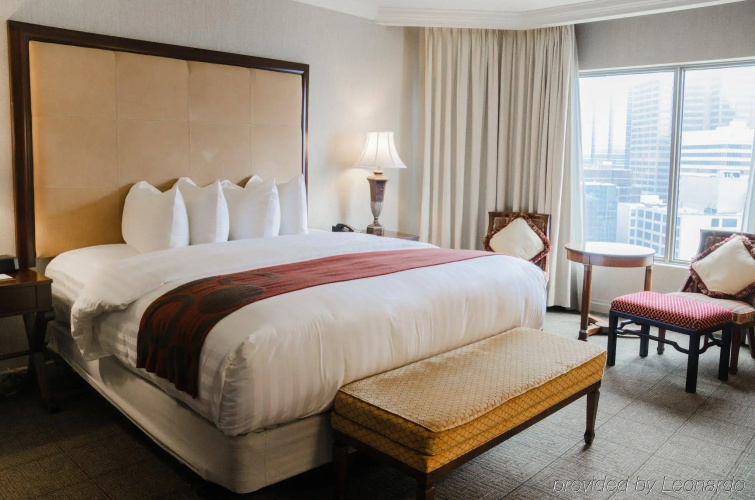 InterContinental Toronto Centre by IHG