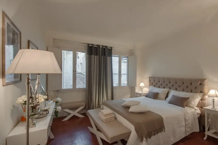 2 Bedrooms Apartment with balcony