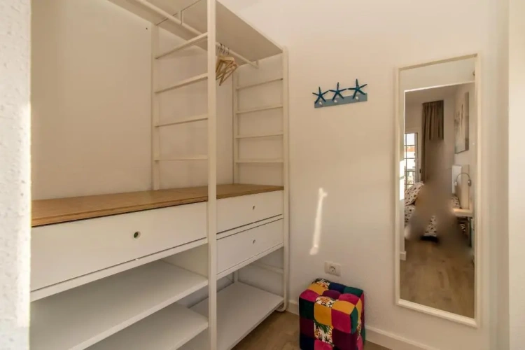3 Bedrooms Apartment