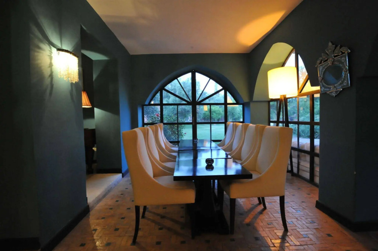 Villa Warhol