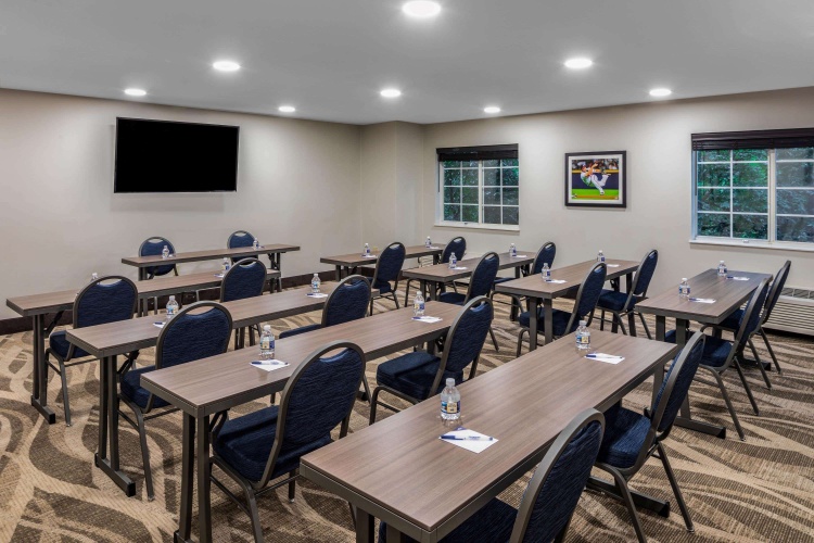 Microtel Inn & Suites By Wyndham Atlanta/Buckhead Area photo 12
