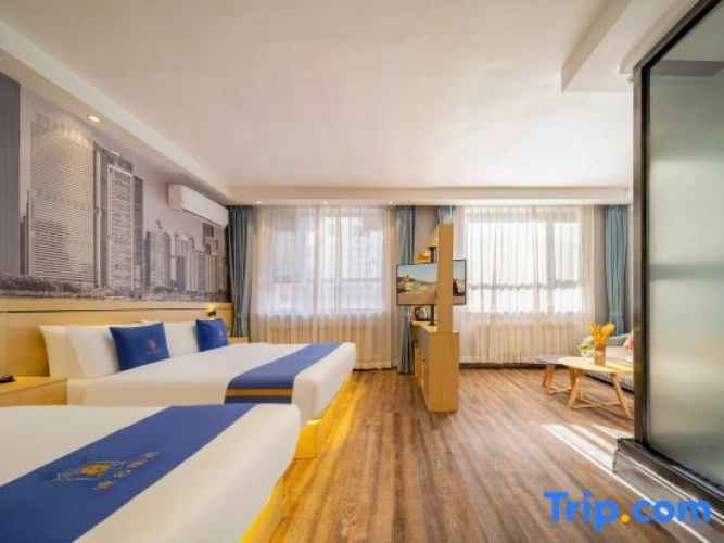 Premier Suite