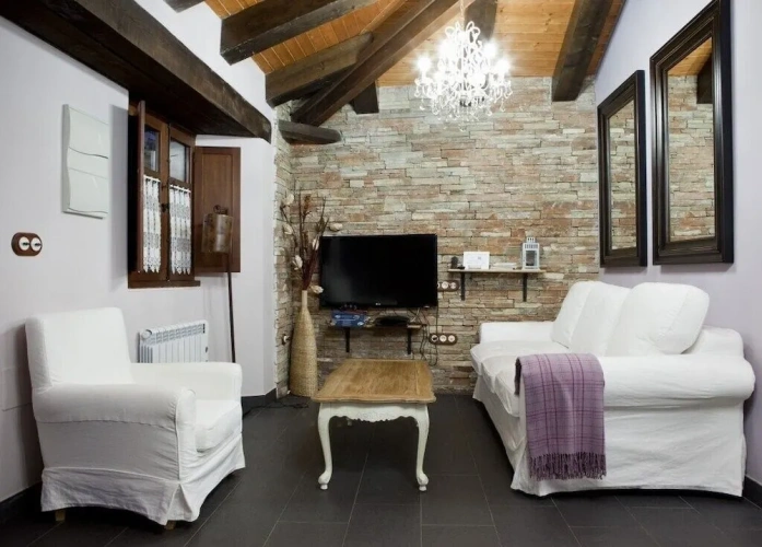 2 Bedrooms Family Cottage
