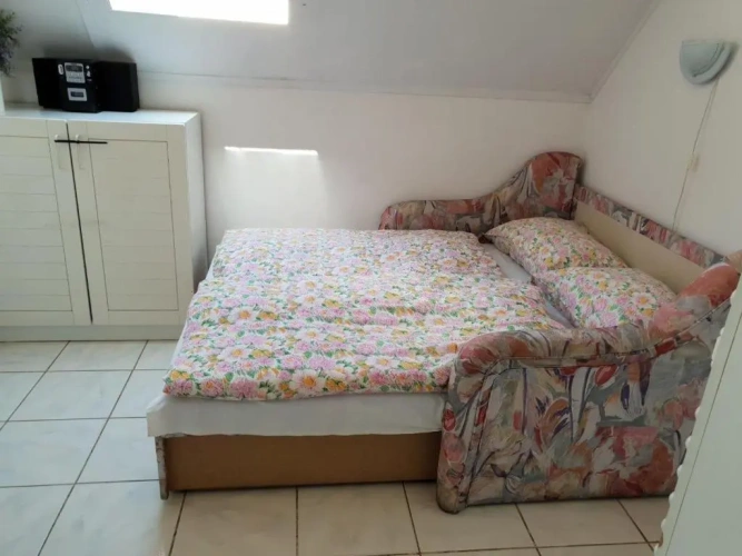 3 Bedrooms Apartment