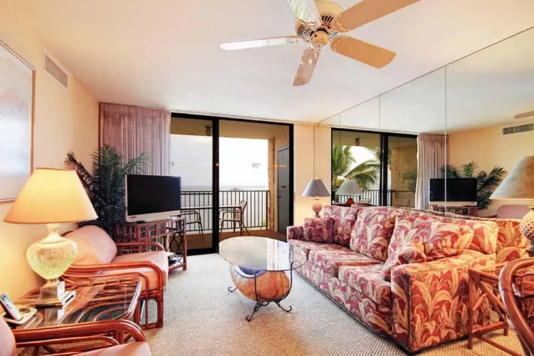 Kihei Beach #409 by Ali'i Resorts