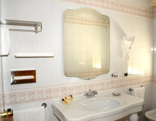 Standard Triple room with balcony