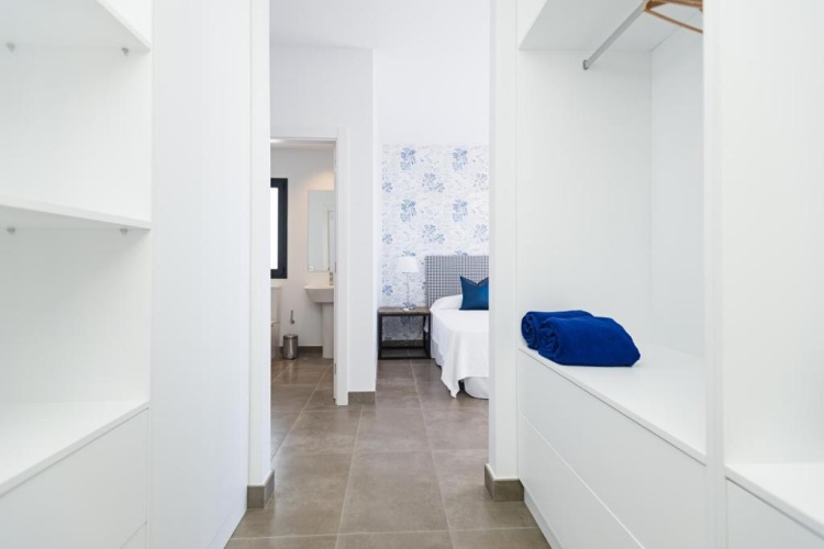 2 Bedrooms Suite